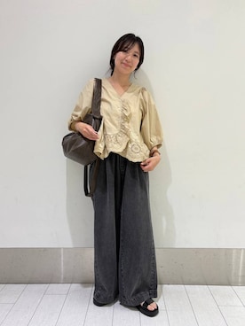 「LOWRYS FARM（ローリーズファーム）のイージーバギーデニム　601067（デニムパンツ、ブラック系）」を使った、kazuponさん（レディース・153cm）の春コーディネート