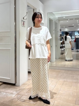 「LOWRYS FARM（ローリーズファーム）のレースドッキングＴＥＥ　1043045（Tシャツ/カットソー、ホワイト系）」を使った、kazuponさん（レディース・153cm）の夏コーディネート
