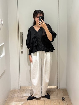 「LOWRYS FARM（ローリーズファーム）のカットイージーコクーンパンツ　292362（スウェットパンツ、グレー系）」を使った、kazuponさん（レディース・153cm）の春コーディネート