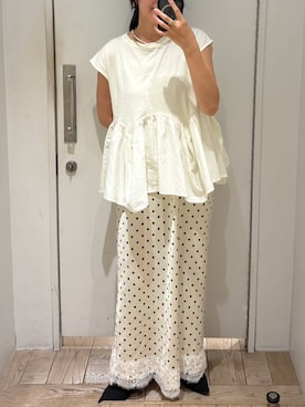「LOWRYS FARM（ローリーズファーム）のドッキングペプラムノースリーブ　1032148（Tシャツ/カットソー、ホワイト系）」を使った、kazuponさん（レディース・153cm）の夏コーディネート