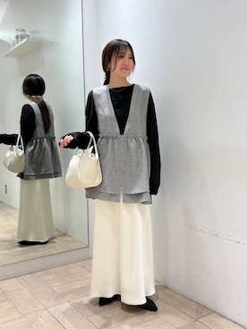 「LOWRYS FARM（ローリーズファーム）のストレッチサテンスカート　 290120（スカート、ホワイト系）」を使った、kazuponさん（レディース・153cm）の春コーディネート