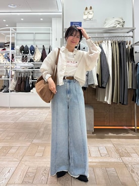 「LOWRYS FARM（ローリーズファーム）のシアーシャツＬＳ  605853（シャツ/ブラウス、ホワイト系）」を使った、kazuponさん（レディース・153cm）の春コーディネート