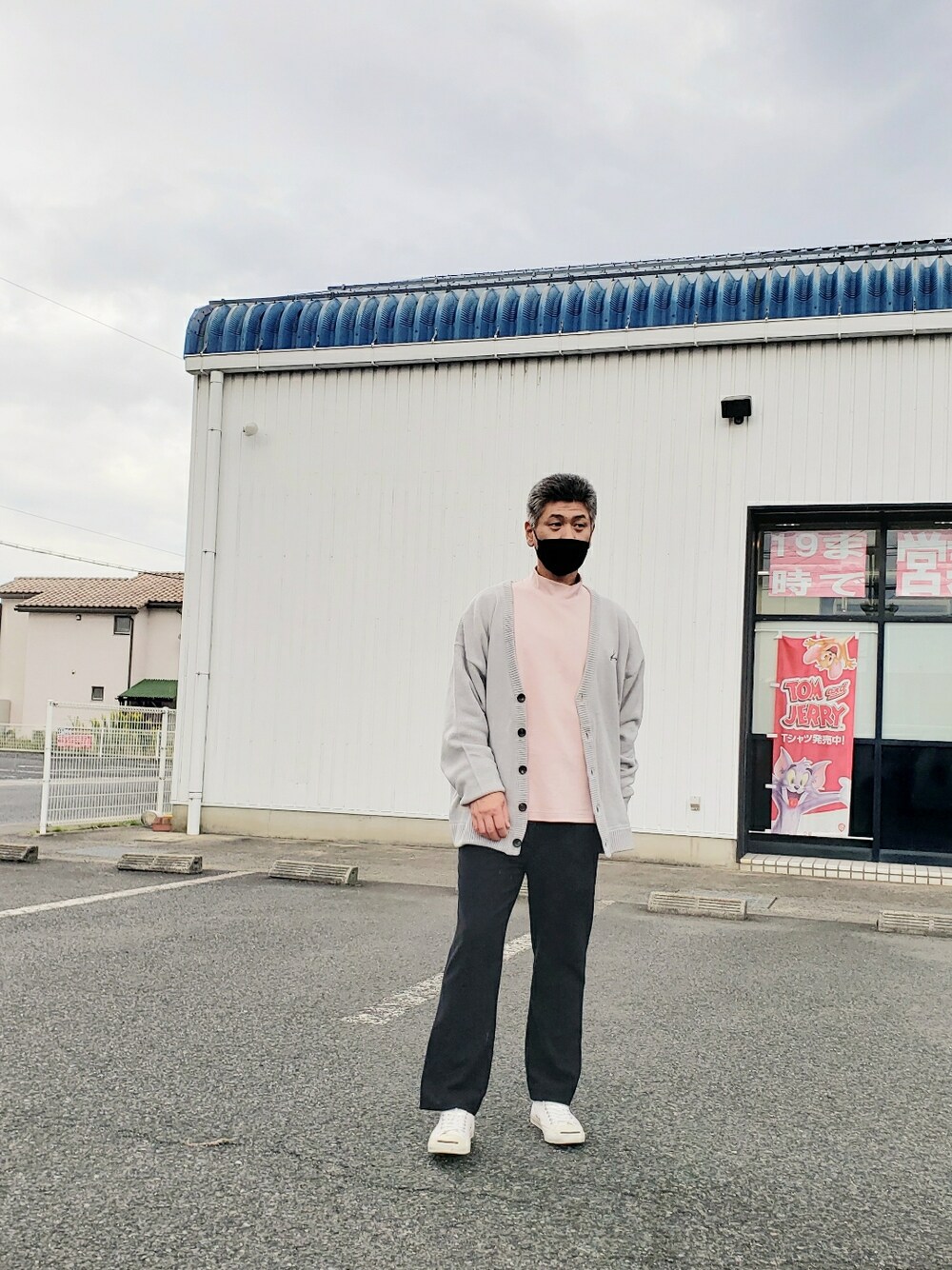 Lui's（ルイス）の「ライトダブルクロス8分丈 フレアパンツ