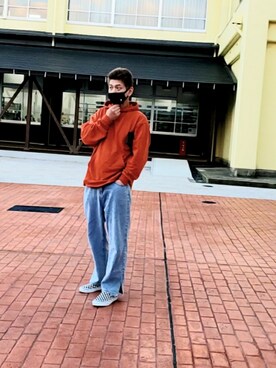 「スリット」｜「アイテム（スリッポン）」を使った、ヨッシーさん（メンズ・168cm）の秋コーディネート