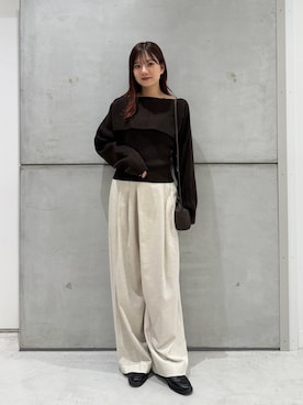 「LAATO（ラート）のwrap wide tack pants（その他パンツ、ホワイト系）」を使った、yamakanaさん（レディース・163cm）の秋コーディネート