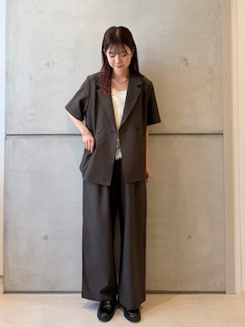 「URBAN RESEARCH Sonny Label（アーバンリサーチサニーレーベル）のハイスペジャケットパンツセットアップ（セットアップ、グレー系）」を使った、yamakanaさん（レディース・163cm）の夏コーディネート
