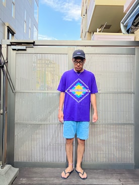 「アイテム（ビーチサンダル）」を使った、KOHさん（メンズ・174cm）の秋コーディネート