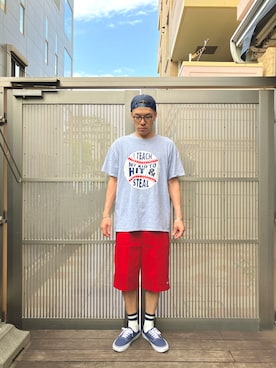 「GILDAN（ギルダン）のアイテム（Tシャツ/カットソー）」を使った、KOHさん（メンズ・174cm）の夏コーディネート