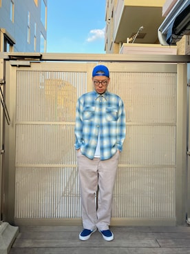 「アイテム（キャップ）」を使った、KOHさん（メンズ・174cm）の秋コーディネート