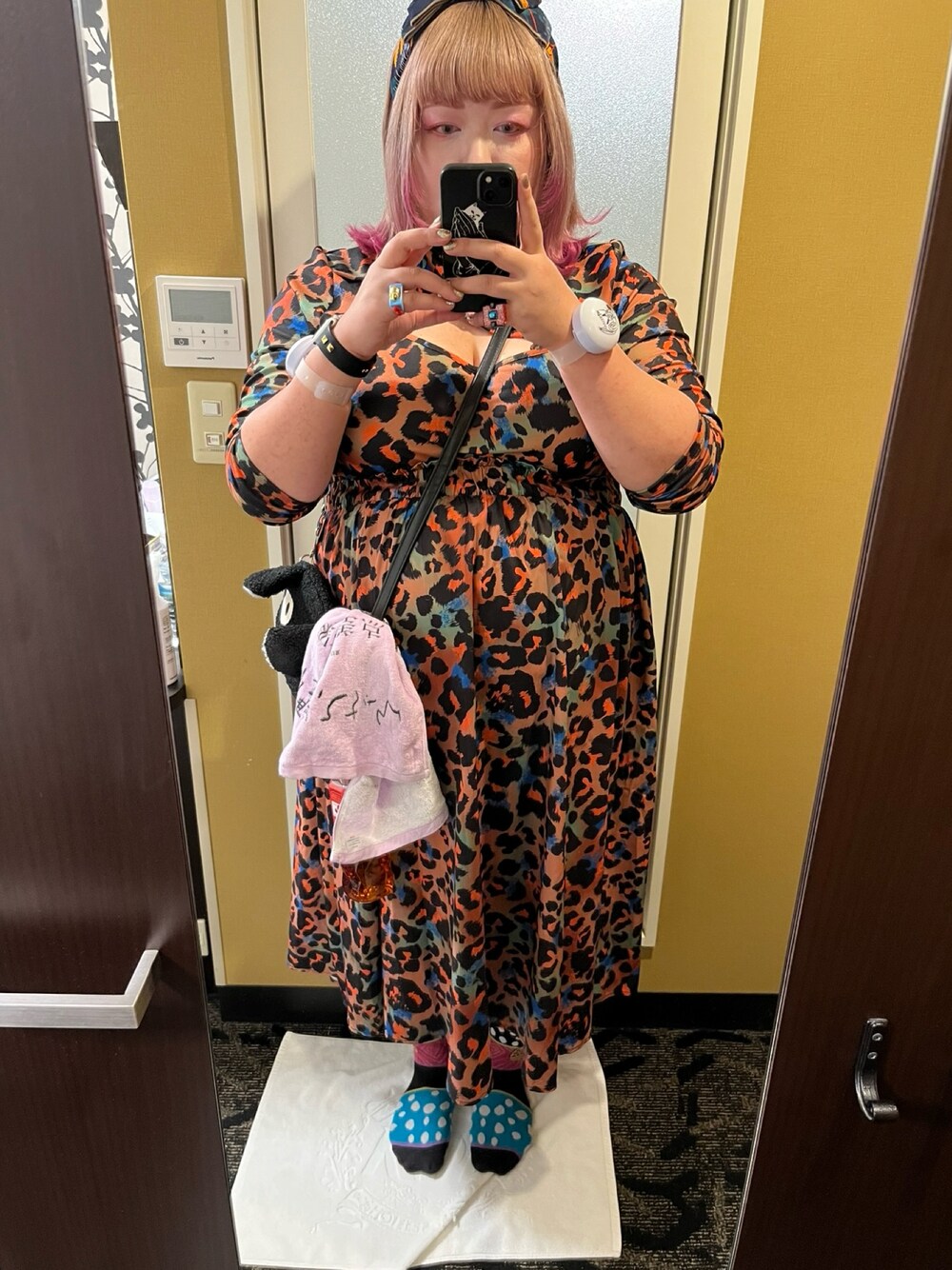 「SHEINのアイテム（スカート、その他）」を使った、しさん（レディース・167cm）の冬コーディネートの1枚目の写真