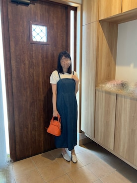 「Honeys（ハニーズ）のアイテム（ジャンパースカート）」を使った、@buru1113さん（レディース・159cm）の春コーディネート