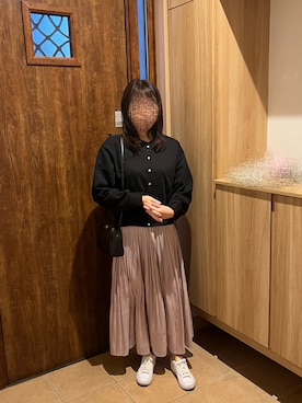 「アイテム（カーディガン/ボレロ、ブラック系）」を使った、@buru1113さん（レディース・159cm）の冬コーディネート