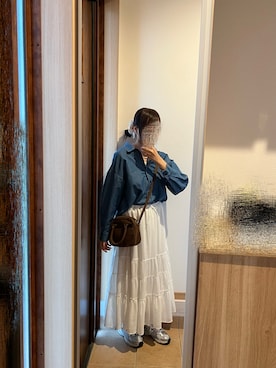 「GU（ジーユー）のアイテム（スカート、ホワイト系）」を使った、@buru1113さん（レディース・158cm）の春コーディネート