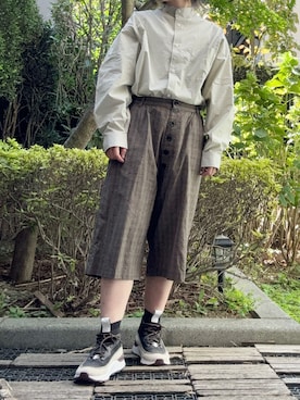 「アイテム（スニーカー）」を使った、takkeさん（メンズ・154cm）の秋コーディネート