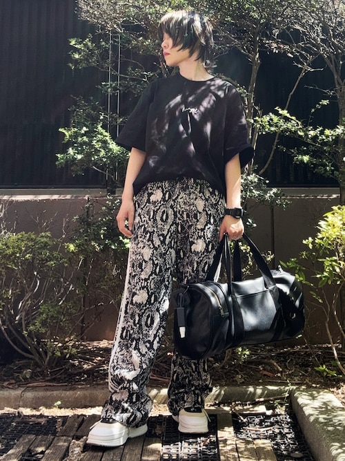 adidas（アディダス）の「パイソン トラックパンツ / アディダス