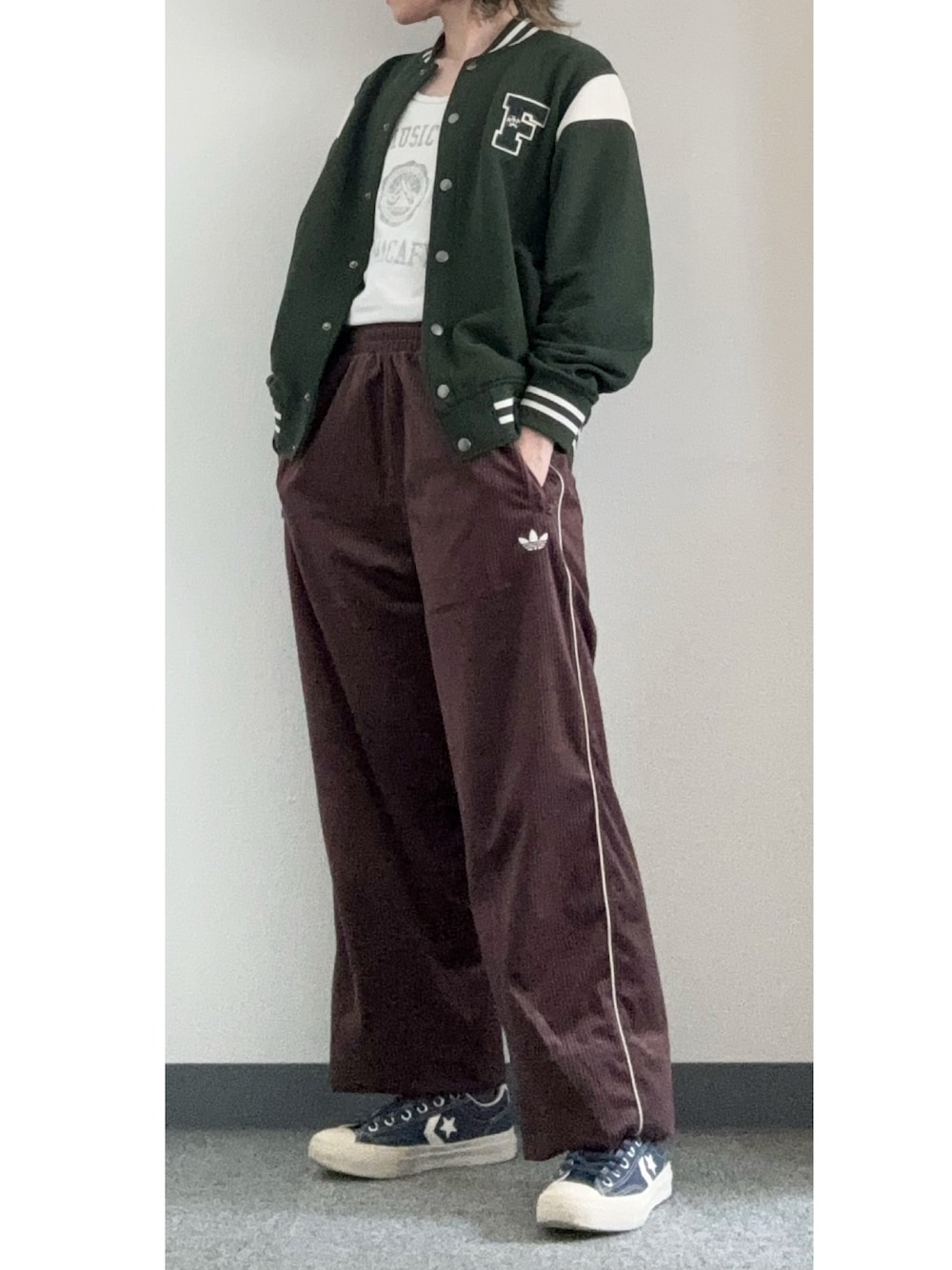 アディカラー シーズナル コーデュロイパンツ / アディダスオリジナル