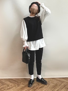 「tiptop（ティップトップ）のキラキラボタンフリルネック2wayブラウス（シャツ/ブラウス、ホワイト系）」を使った、𝚀-𝚌𝚑𝚊𝚗さん（レディース・158cm）の冬コーディネート