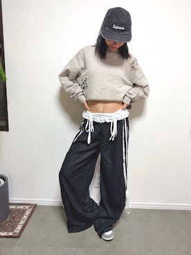 「NIKE」｜「アイテム（スウェットパンツ）」を使った、Reiさん（レディース・158cm）の秋コーディネート