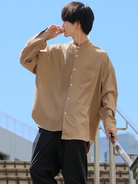 「SITRY（シトリー）のloose tapered tuck wide Pants/ルーズ テーパード タック ワイドパンツ（スラックス）」を使った、狩野 博文さん（メンズ・178cm）の秋コーディネート