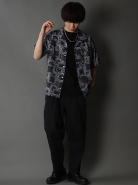 「SITRY（シトリー）のloose tapered tuck wide Pants/ルーズ テーパード タック ワイドパンツ（スラックス）」を使った、狩野 博文さん（メンズ・178cm）の夏コーディネート