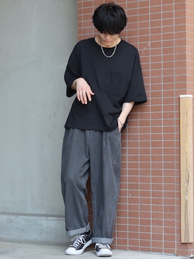「CONVERSE（コンバース）のCONVERSE コンバース オール スター オックス / ALL STAR OX(BLACK) 32160321（スニーカー）」を使った、狩野 博文さん（メンズ・178cm・20代）の夏コーディネート