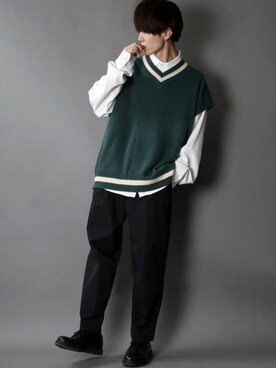 「SITRY（シトリー）のloose tapered tuck wide Pants/ルーズ テーパード タック ワイドパンツ（スラックス）」を使った、狩野 博文さん（メンズ・178cm）の冬コーディネート