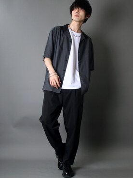 「SITRY（シトリー）のloose tapered tuck wide Pants/ルーズ テーパード タック ワイドパンツ（スラックス）」を使った、狩野 博文さん（メンズ・178cm）の春コーディネート