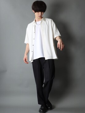 「SITRY（シトリー）のloose tapered tuck wide Pants/ルーズ テーパード タック ワイドパンツ（スラックス）」を使った、狩野 博文さん（メンズ・178cm）の春コーディネート