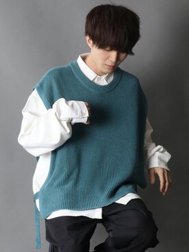 「SITRY（シトリー）のloose tapered tuck wide Pants/ルーズ テーパード タック ワイドパンツ（スラックス）」を使った、狩野 博文さん（メンズ・178cm）の秋コーディネート