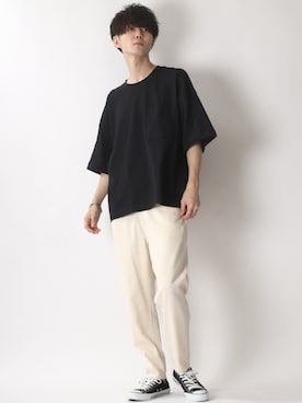 「CONVERSE（コンバース）のCONVERSE コンバース オール スター オックス / ALL STAR OX(BLACK) 32160321（スニーカー）」を使った、狩野 博文さん（メンズ・178cm・20代）の夏コーディネート