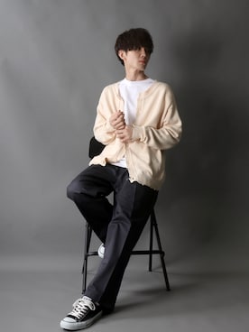 「ダメージカーディガン」｜狩野 博文さん（メンズ・178cm）の秋コーディネート