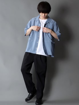 「SITRY（シトリー）のloose tapered tuck wide Pants/ルーズ テーパード タック ワイドパンツ（スラックス）」を使った、狩野 博文さん（メンズ・178cm）の春コーディネート