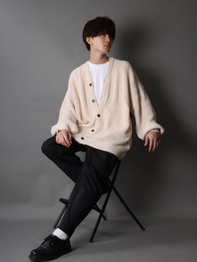 「ニットカーディガン」｜狩野 博文さん（メンズ・178cm・20代）の秋コーディネート