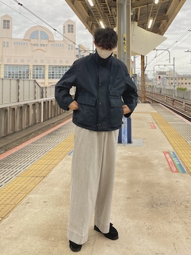 「ネイビー×ホワイト」｜「アイテム（その他シューズ）」を使った、やまださん（メンズ・177cm）の冬コーディネート