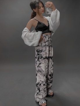 「緞面小可愛のアイテム（キャミソール、ブラック系）」を使った、一米五小隻女さん（レディース・152cm）の秋コーディネート