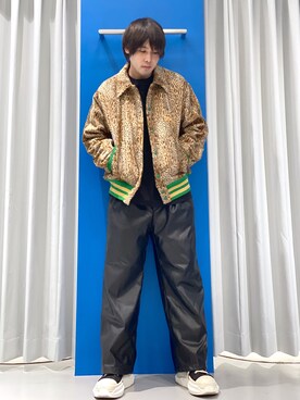 「DANKE SCHON（ダンケシェーン）のアイテム（スラックス）」を使った、Toshiki Masudaさん（メンズ・170cm）の秋コーディネート