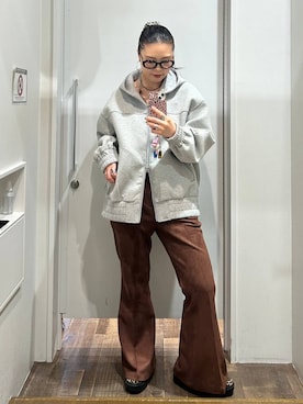 「アイテム（ブルゾン、グレー系）」を使った、masakiさん（レディース・161cm）の秋コーディネート