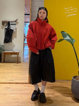 「HEREIAM（ヘレイアム）の【HEREIAM】夏も冬も着回し力抜群！/バレルクロップドパンツ（その他パンツ、ブラック系）」を使った、masakiさん（レディース・161cm）の秋コーディネート