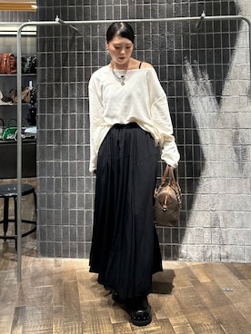 「アイテム（バレッタ/ヘアクリップ）」を使った、masakiさん（レディース・161cm）の秋コーディネート