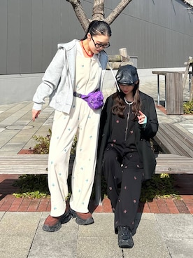 「アイテム（オールインワン・サロペット、ホワイト系）」を使った、masakiさん（レディース・161cm）の冬コーディネート