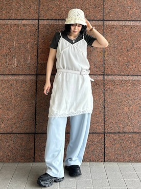 「JEANASIS（ジーナシス）のアイテム（Tシャツ/カットソー）」を使った、masakiさん（レディース・161cm）の春コーディネート