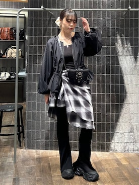 「アイテム（シュシュ）」を使った、masakiさん（レディース・161cm）の秋コーディネート