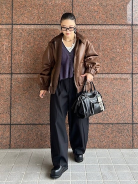 「アイテム（PC・スマホグッズ/家電）」を使った、masakiさん（レディース・161cm）の秋コーディネート