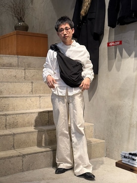 「The Make Happy Studio（ザメイクハッピーストゥディオ）のThe Make Happy Studio/ザメイクハッピーストゥディオ/CROSS BODY BAG（トートバッグ、ブラック系）」を使った、野口心さん（メンズ・175cm）の冬コーディネート