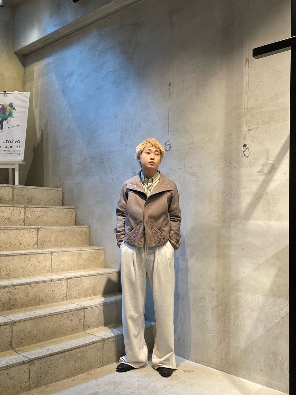 「KIKO KOSTADINOVのKiko Kostadinov/キコ・コスタディノフ/ZAFAR CROPPED JACKET（その他アウター、ブラウン系）」を使った、野口心さん（メンズ・175cm）の春コーディネートの1枚目の写真