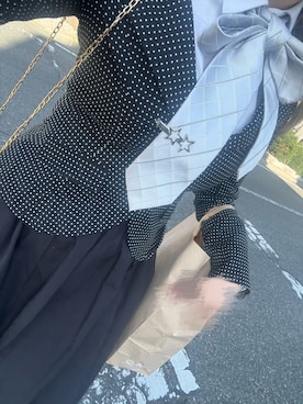 「アイテム（ネクタイ）」を使った、영애さん（レディース・147cm）の秋コーディネート