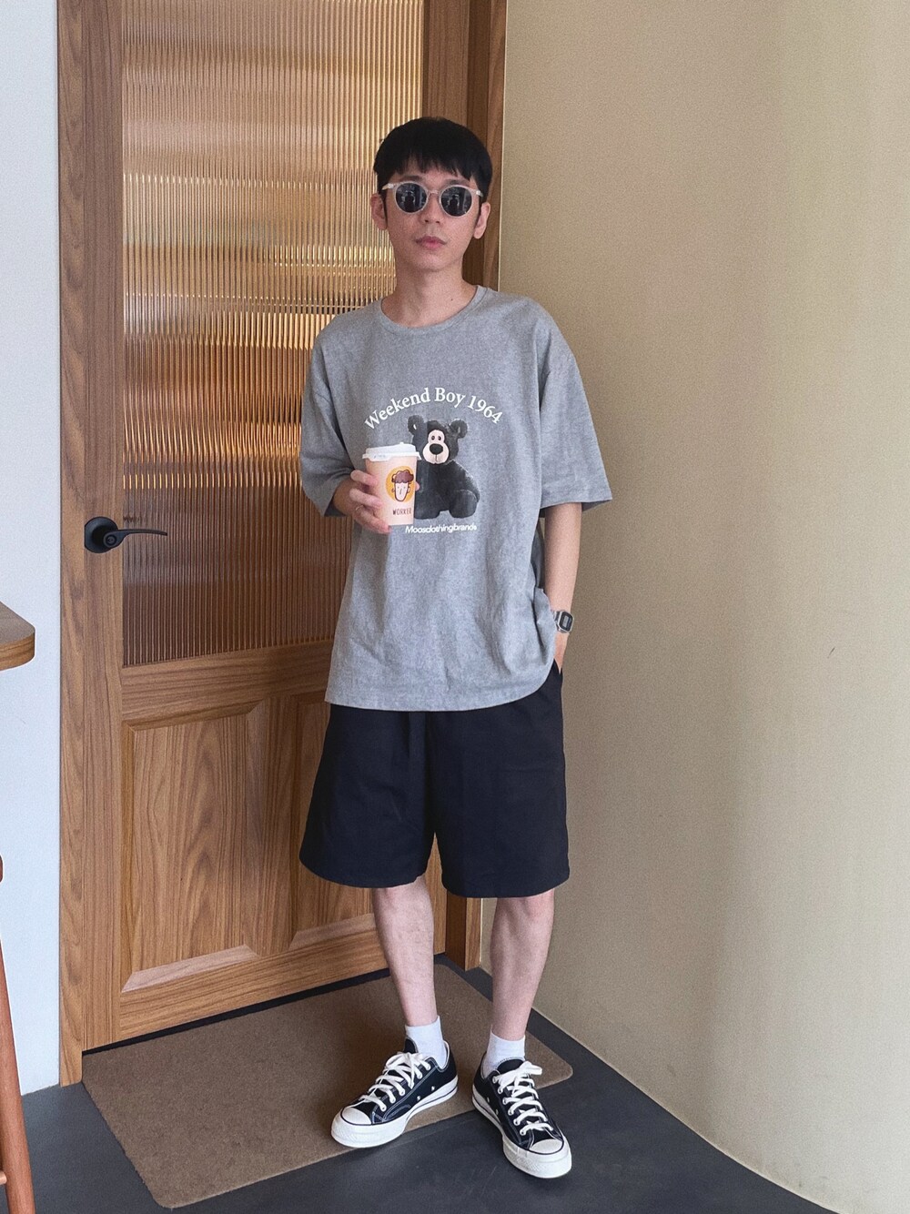 「ootd、converse、CASIO」｜「CASIOのアイテム（アナログ腕時計、グレー系）」を使った、BunBunさん（メンズ・172cm）の夏コーディネートの1枚目の写真