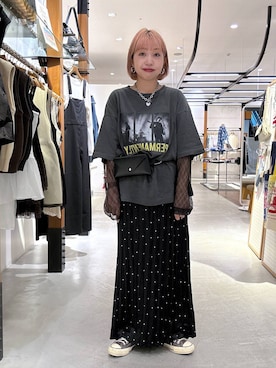 「LEPSIM（レプシィム）のアイテム（Tシャツ/カットソー）」を使った、しもださんさん（レディース・149cm）の夏コーディネート