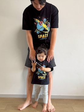 「Fluffy BROTHERS（フラッフィーブラザーズ）のプリントTシャツ（Tシャツ/カットソー、ブラック系）」を使った、fluffybrothersさん（キッズ・120cm）の夏コーディネート