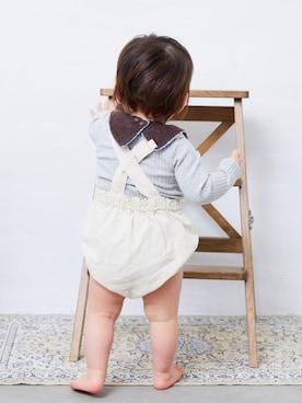 「Fluffy BROTHERS（フラッフィーブラザーズ）のコーデュロイロンパース（ロンパース、ホワイト系）」を使った、fluffybrothersさん（キッズ・120cm）の春コーディネート